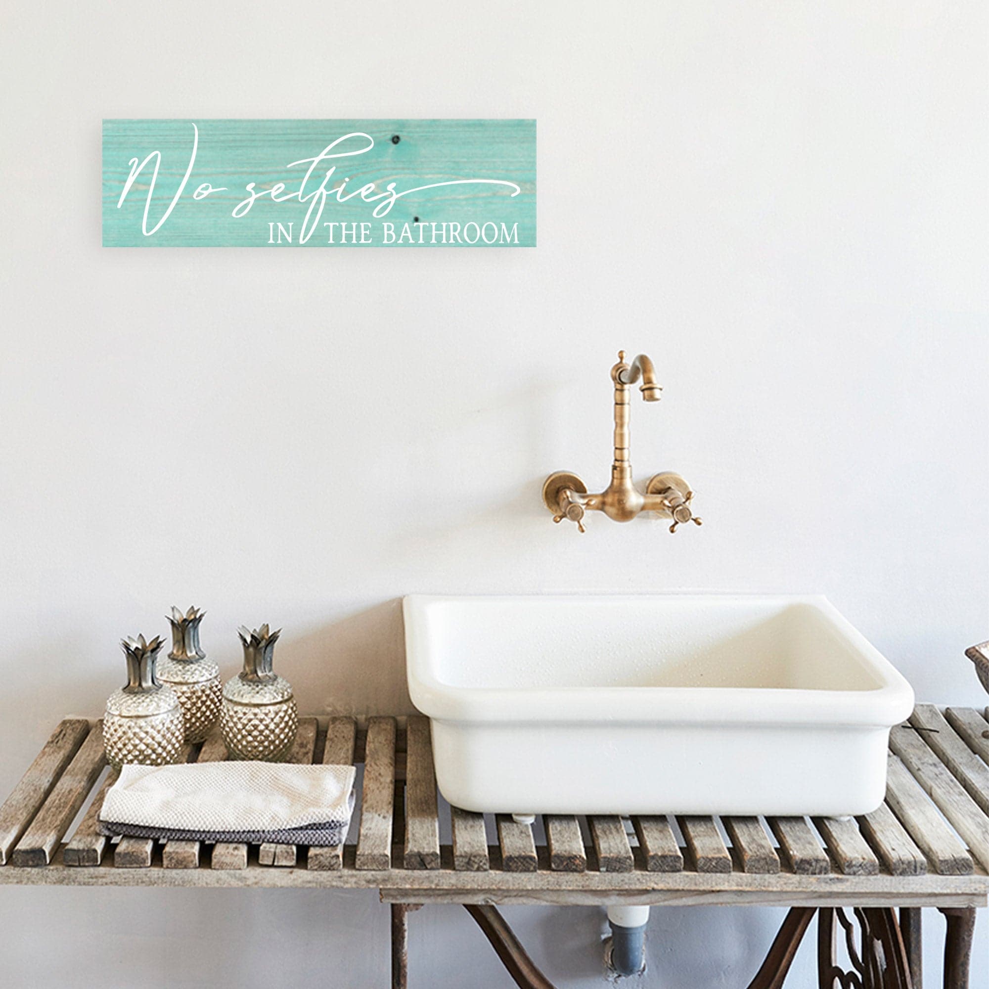 No Selfies in the Bathroom - Dream Big Printables